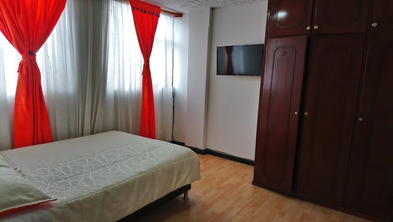 Hotel Dinnar 伊皮亚莱斯 外观 照片