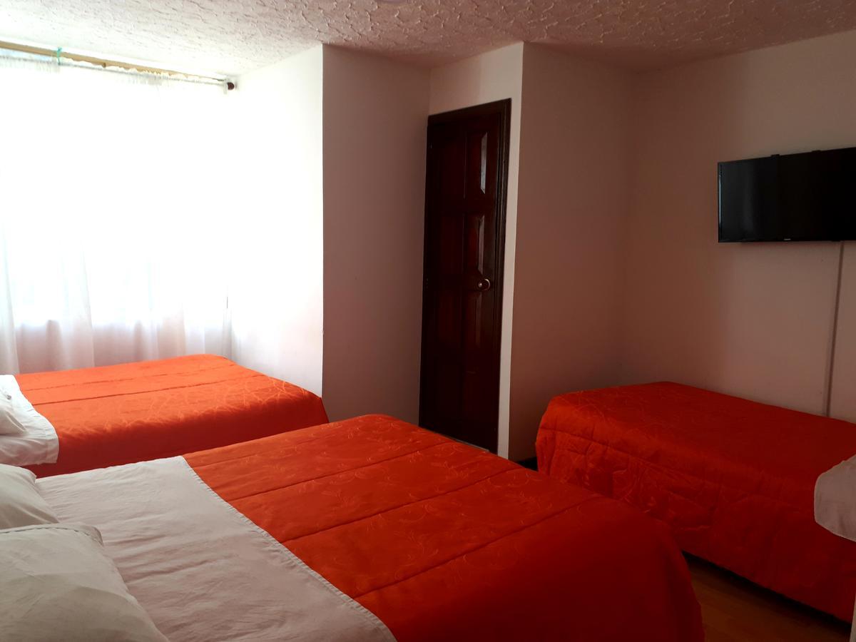 Hotel Dinnar 伊皮亚莱斯 外观 照片